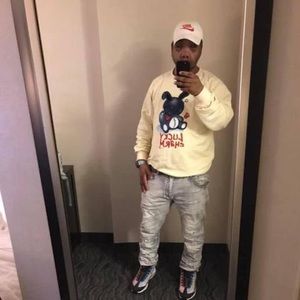 Meet your Posher, Mannyfresh